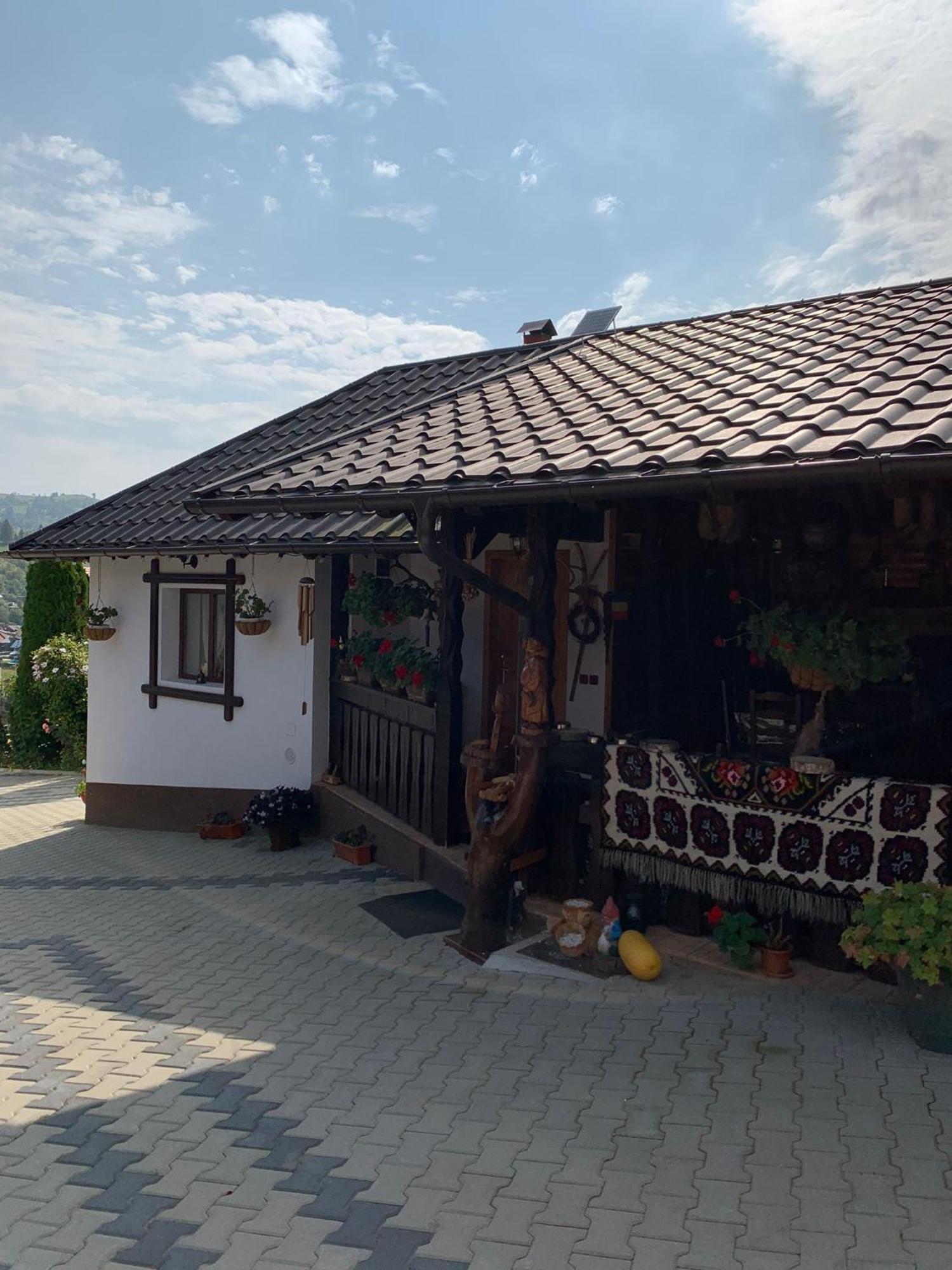 Casa De Pe Deal Sadova  Exterior photo