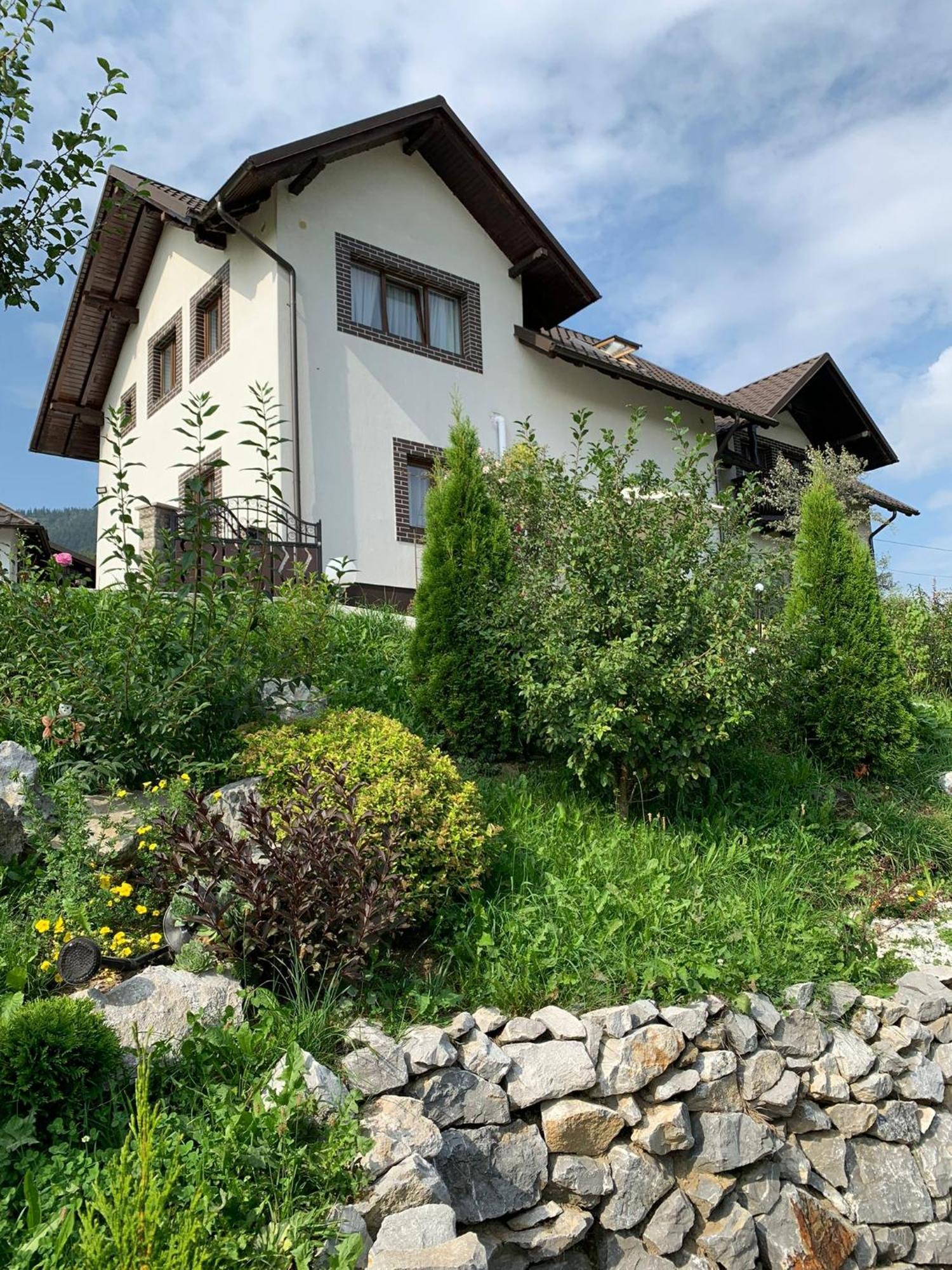 Casa De Pe Deal Sadova  Exterior photo
