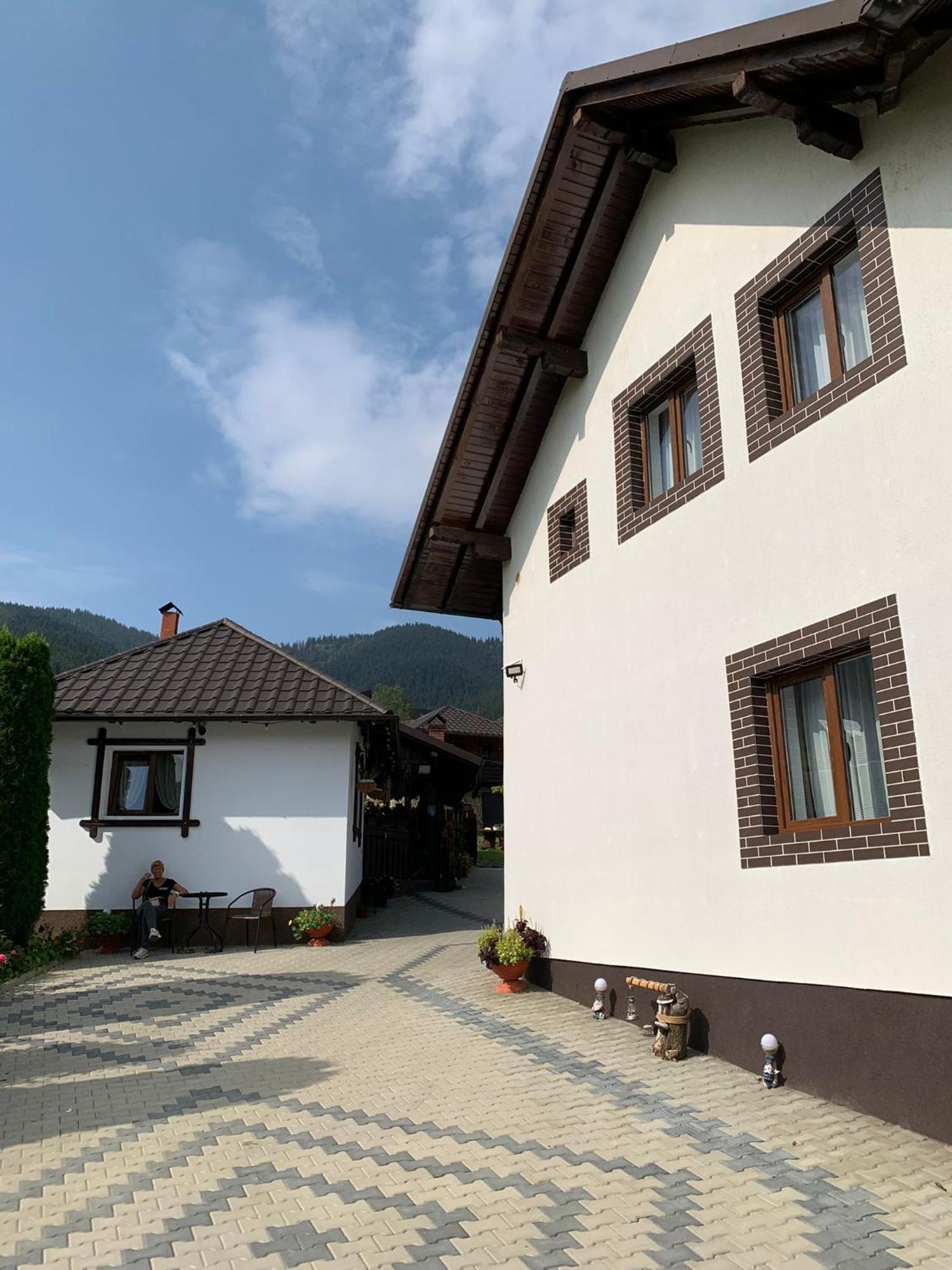 Casa De Pe Deal Sadova  Exterior photo