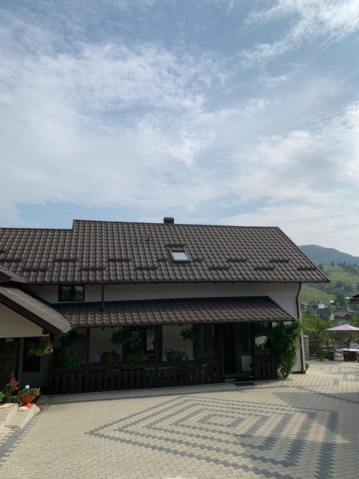 Casa De Pe Deal Sadova  Exterior photo